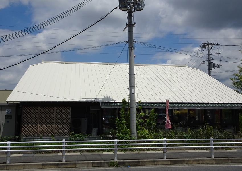 屋根ガイナ塗装施工例