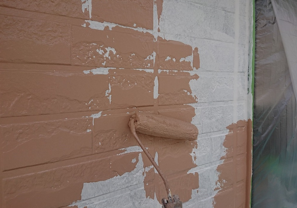 サイディング外壁中塗り