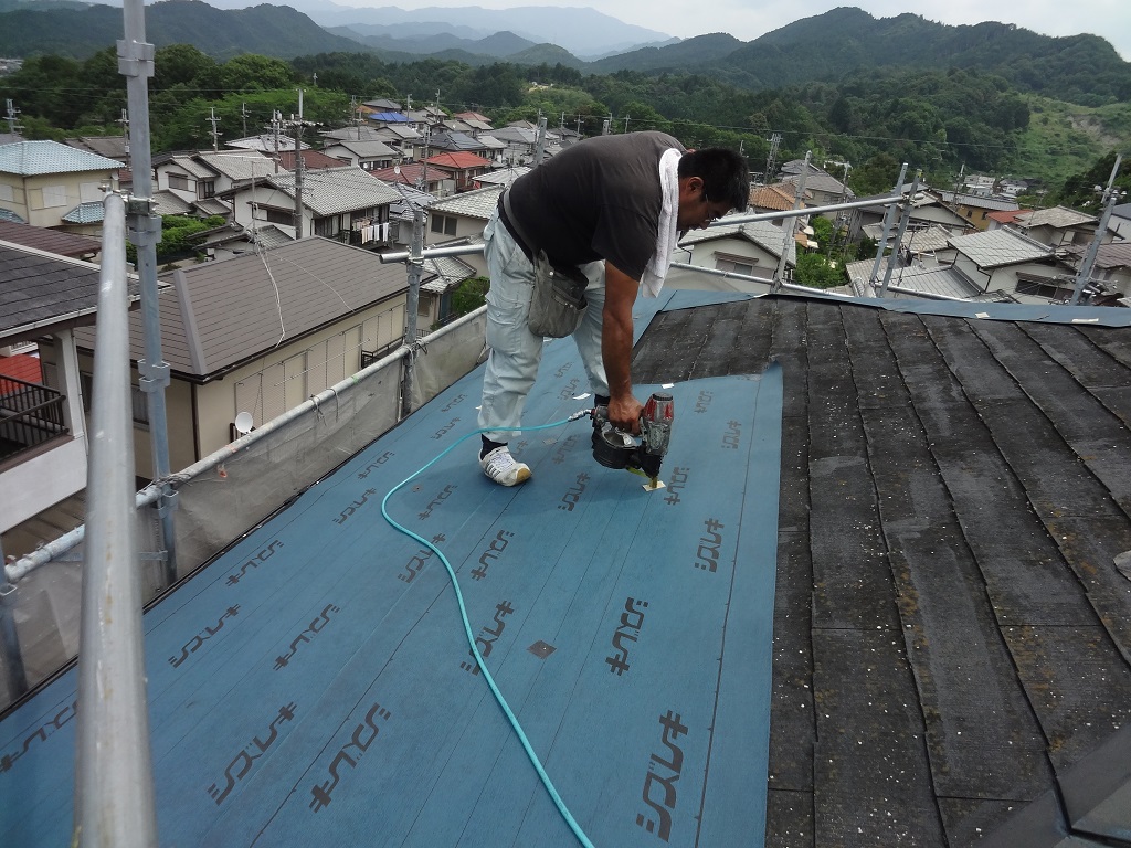 屋根 カバー工法