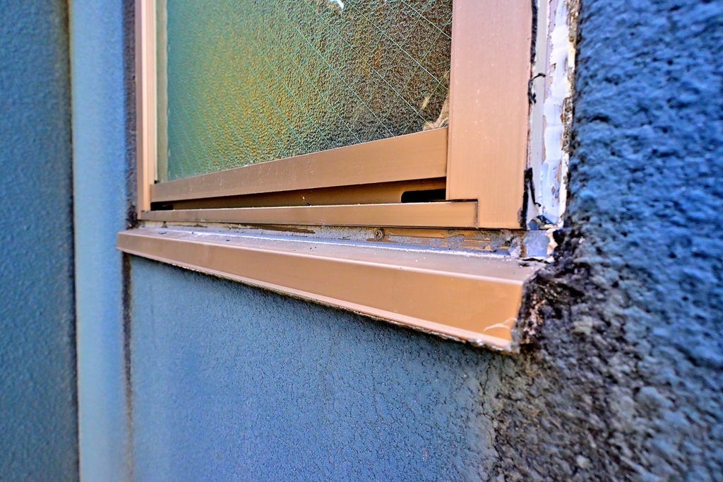 面台シーリング撤去後